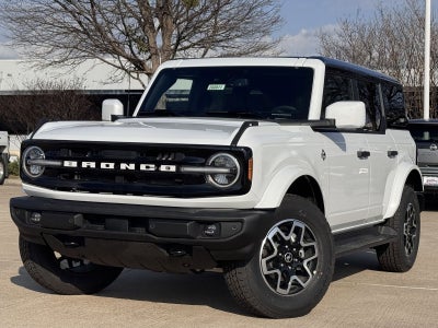 2026 Ford Bronco Outer Banks