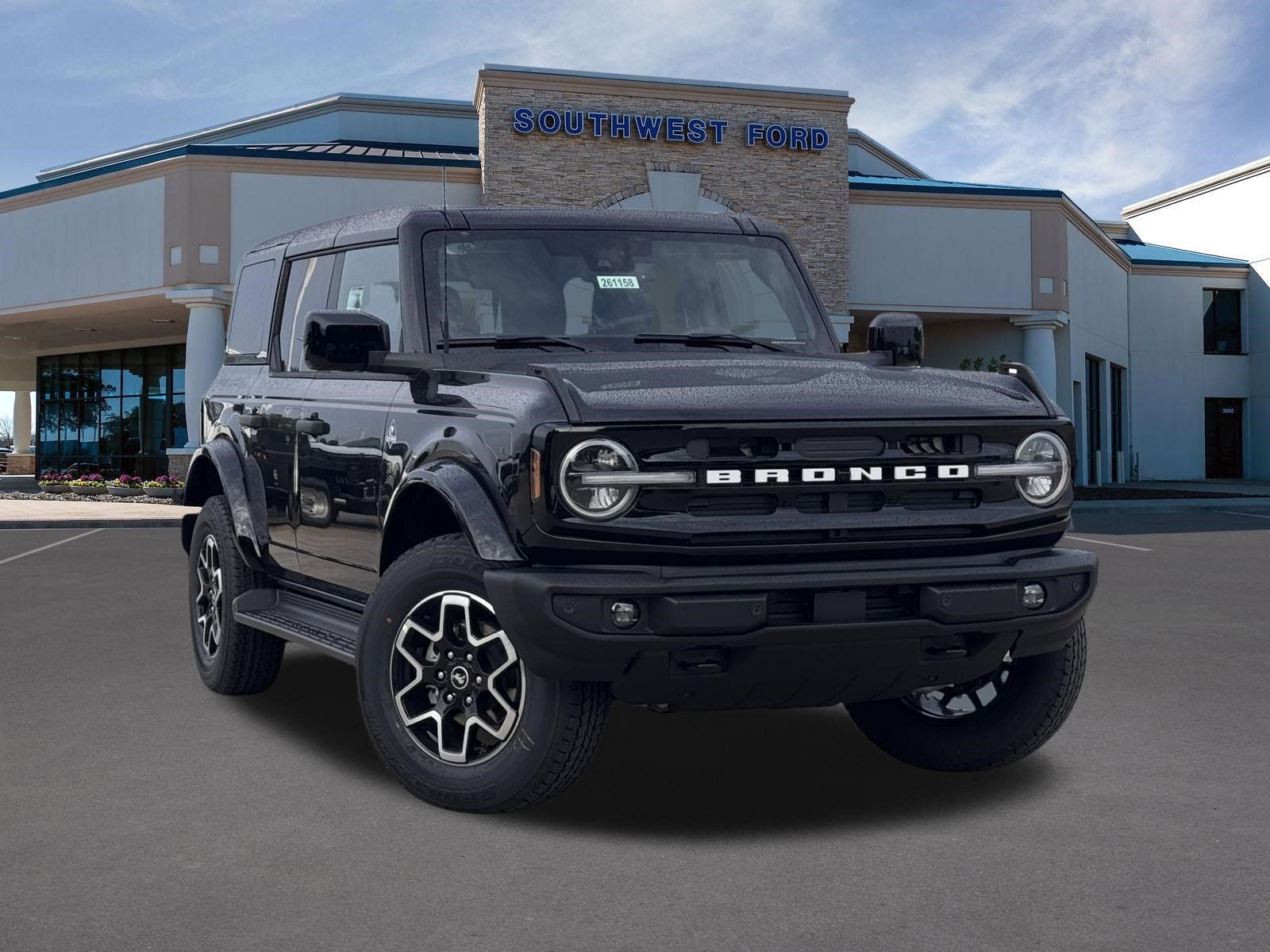 2026 Ford Bronco Outer Banks