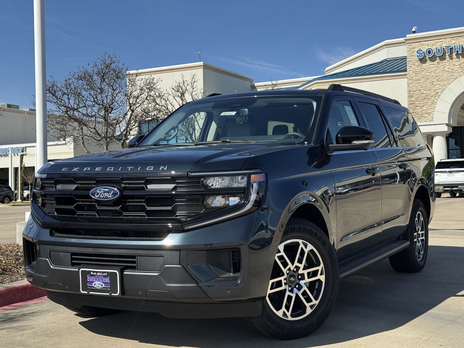 2026 Ford Expedition Max Active