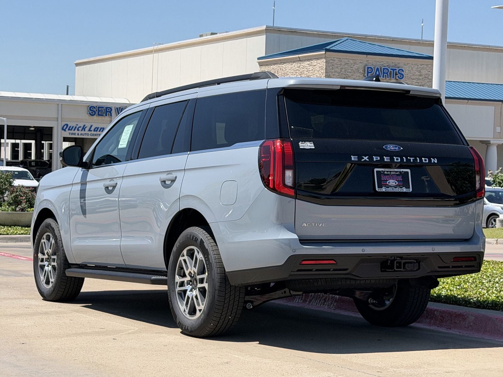 2026 Ford Expedition Active