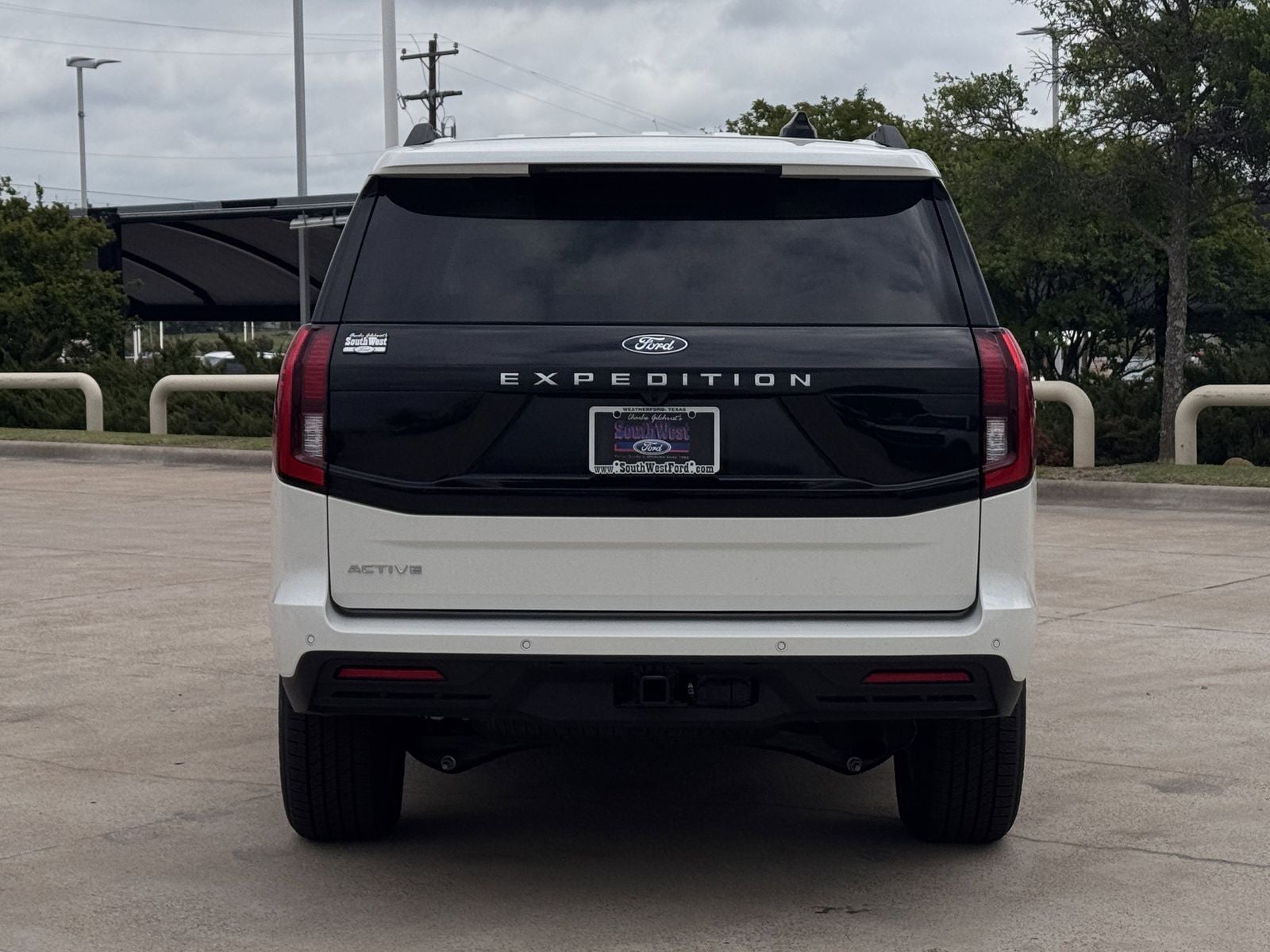 2026 Ford Expedition Active