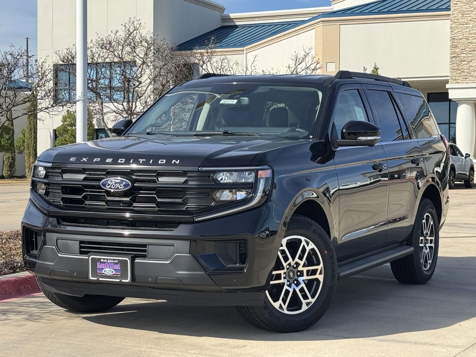 2026 Ford Expedition Active