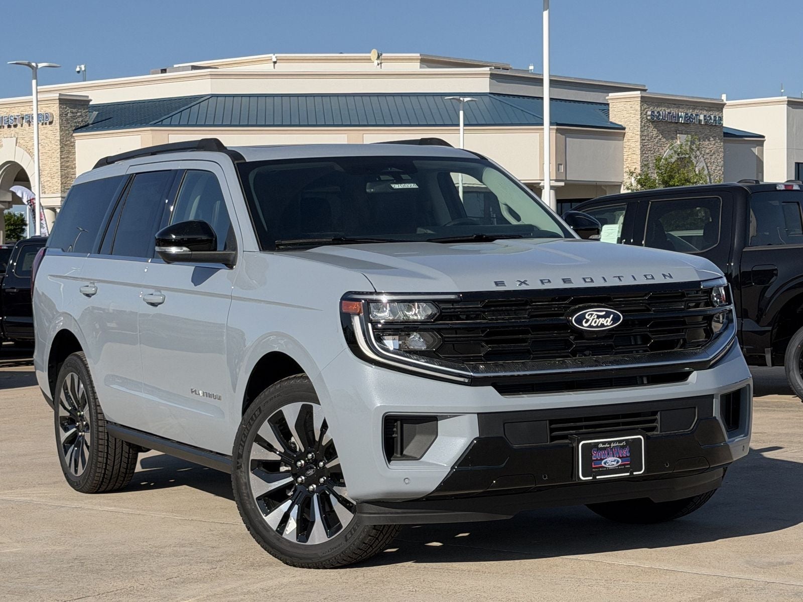 2027 Ford Expedition Platinum