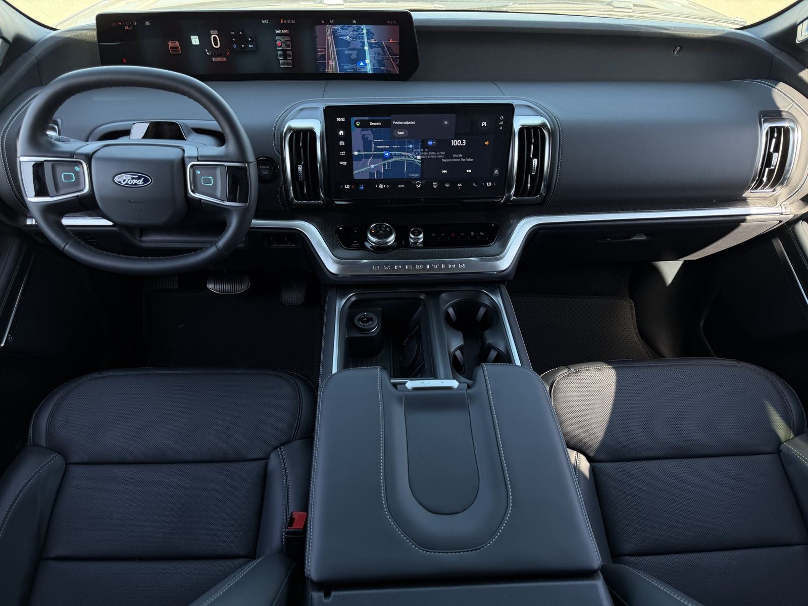 2027 Ford Expedition Platinum