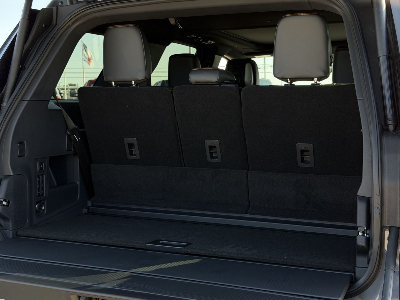 2027 Ford Expedition Tremor