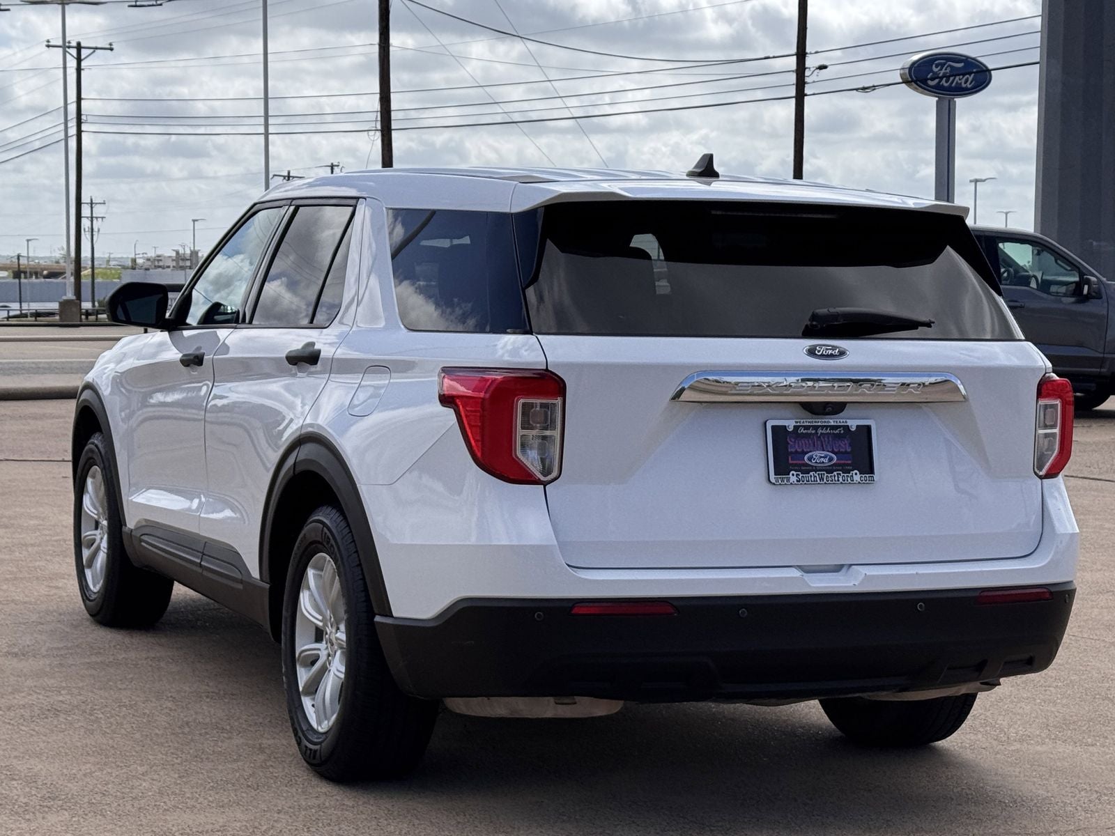 2021 Ford Explorer Base