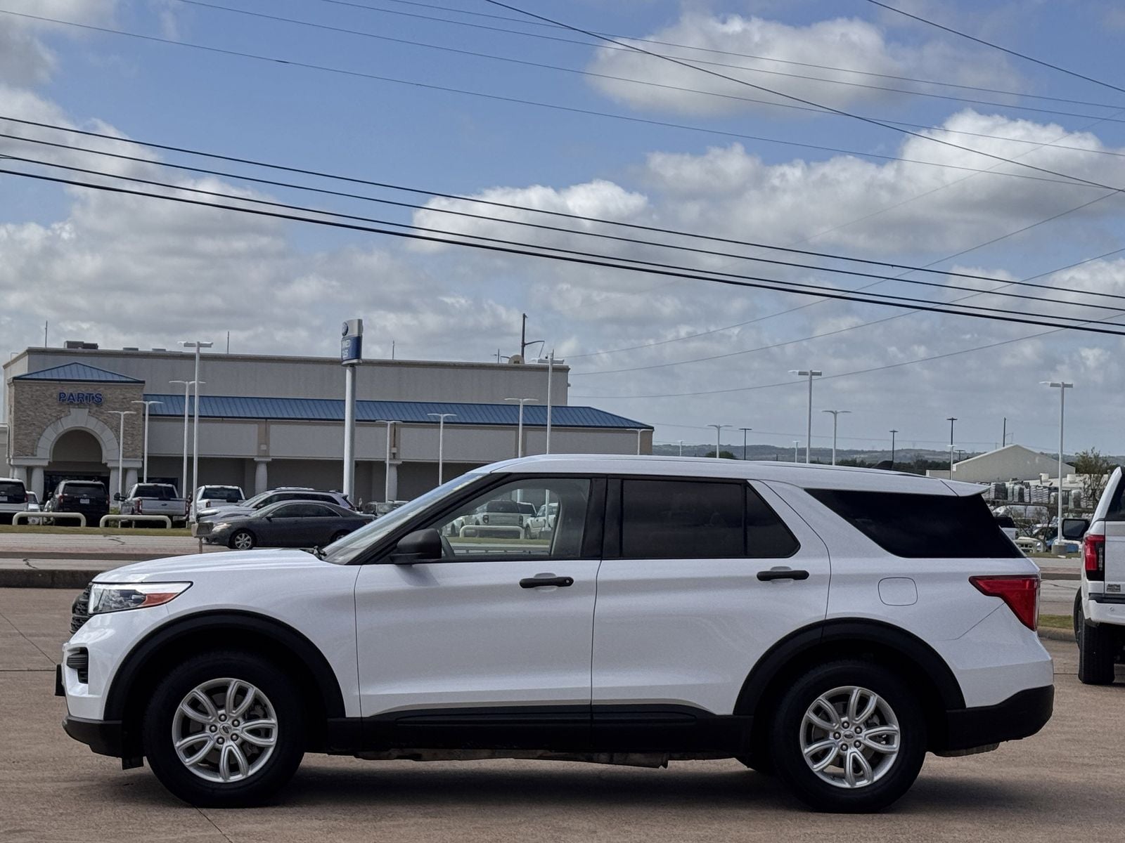 2021 Ford Explorer Base