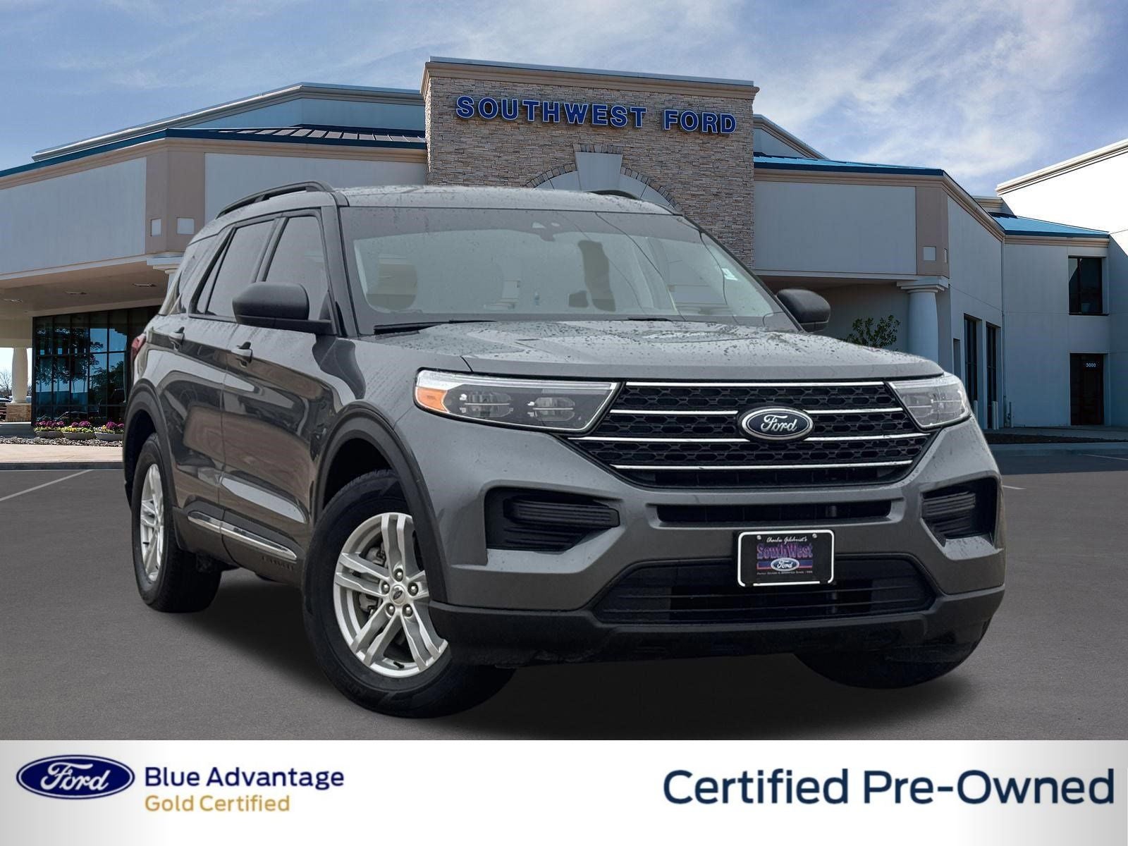 2024 Ford Explorer XLT RWD's photo