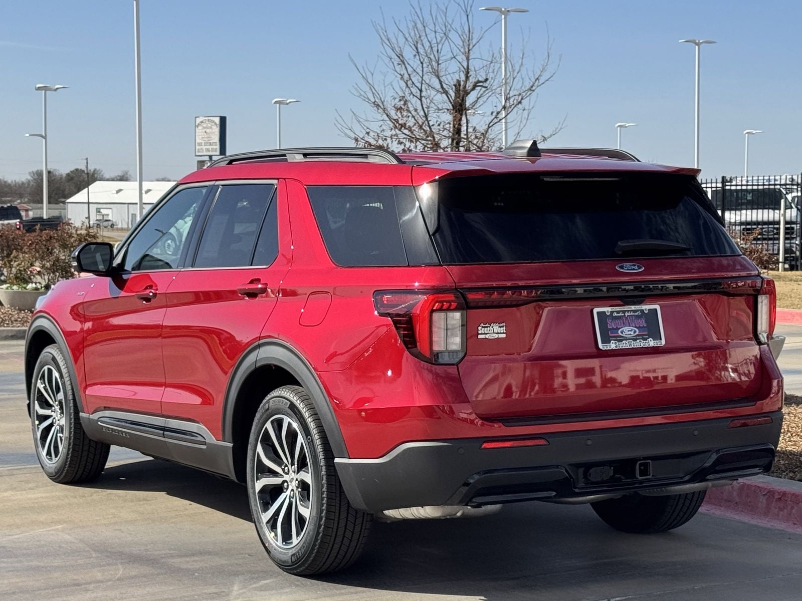 2026 Ford Explorer ST-Line
