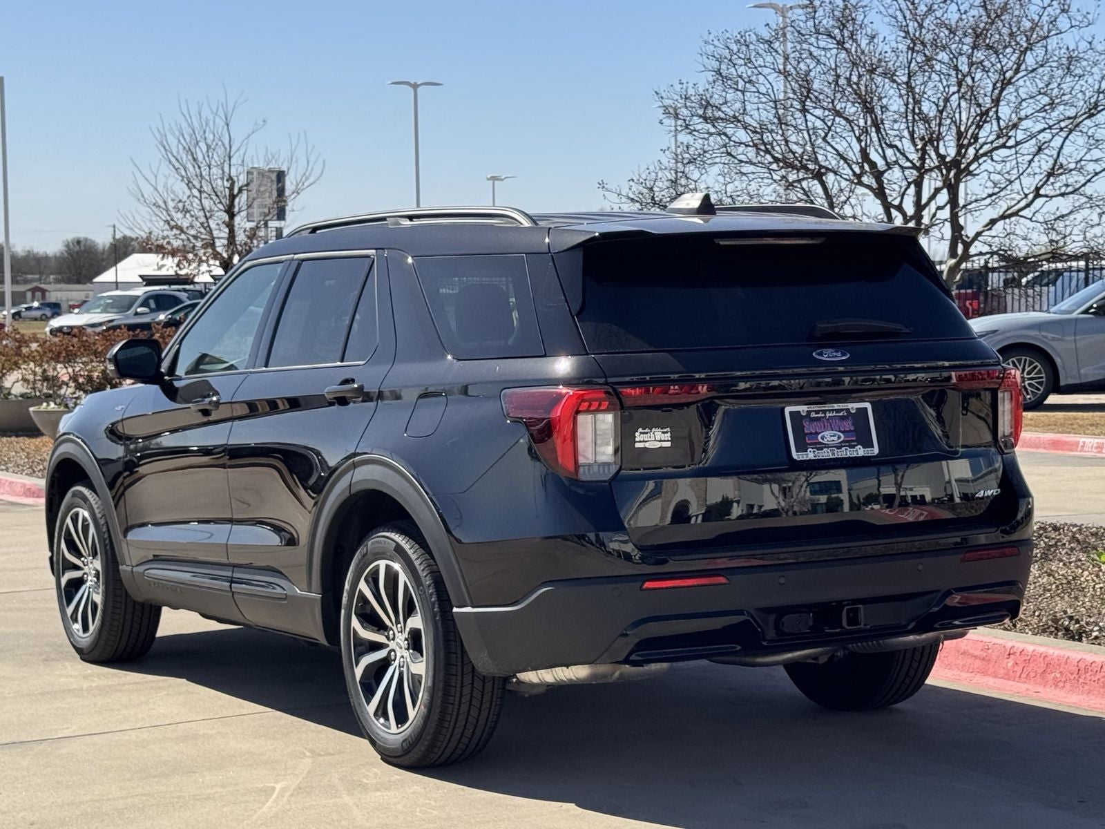 2026 Ford Explorer ST-Line