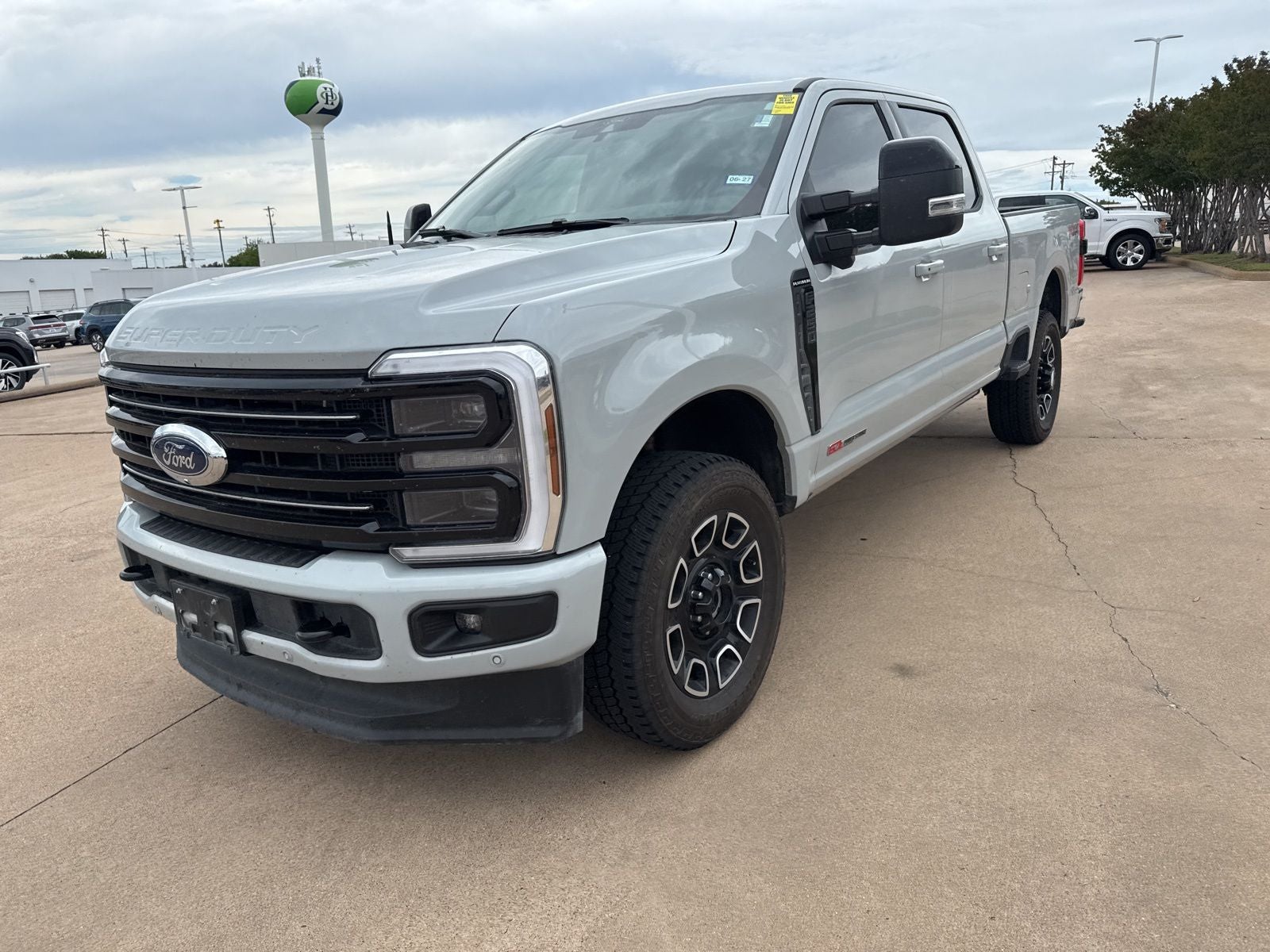 2025 Ford F-250SD Platinum