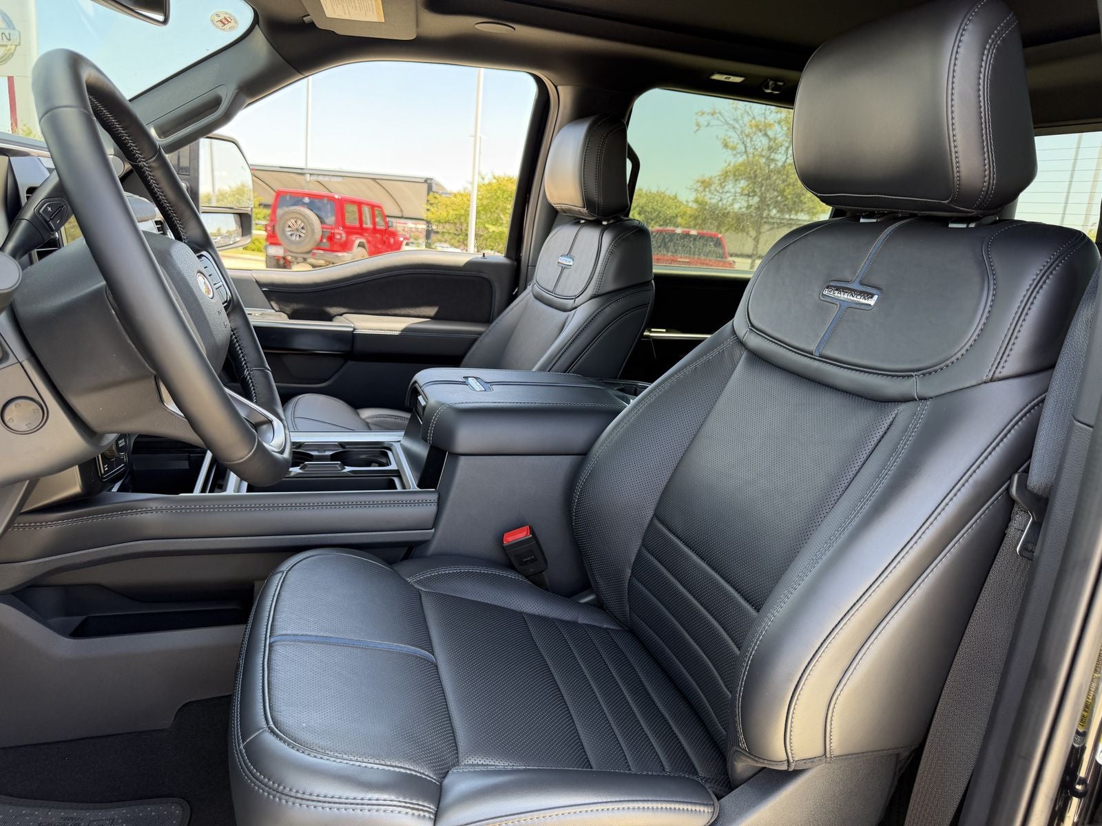 2026 Ford F-250 Super Duty Platinum - Photo 25