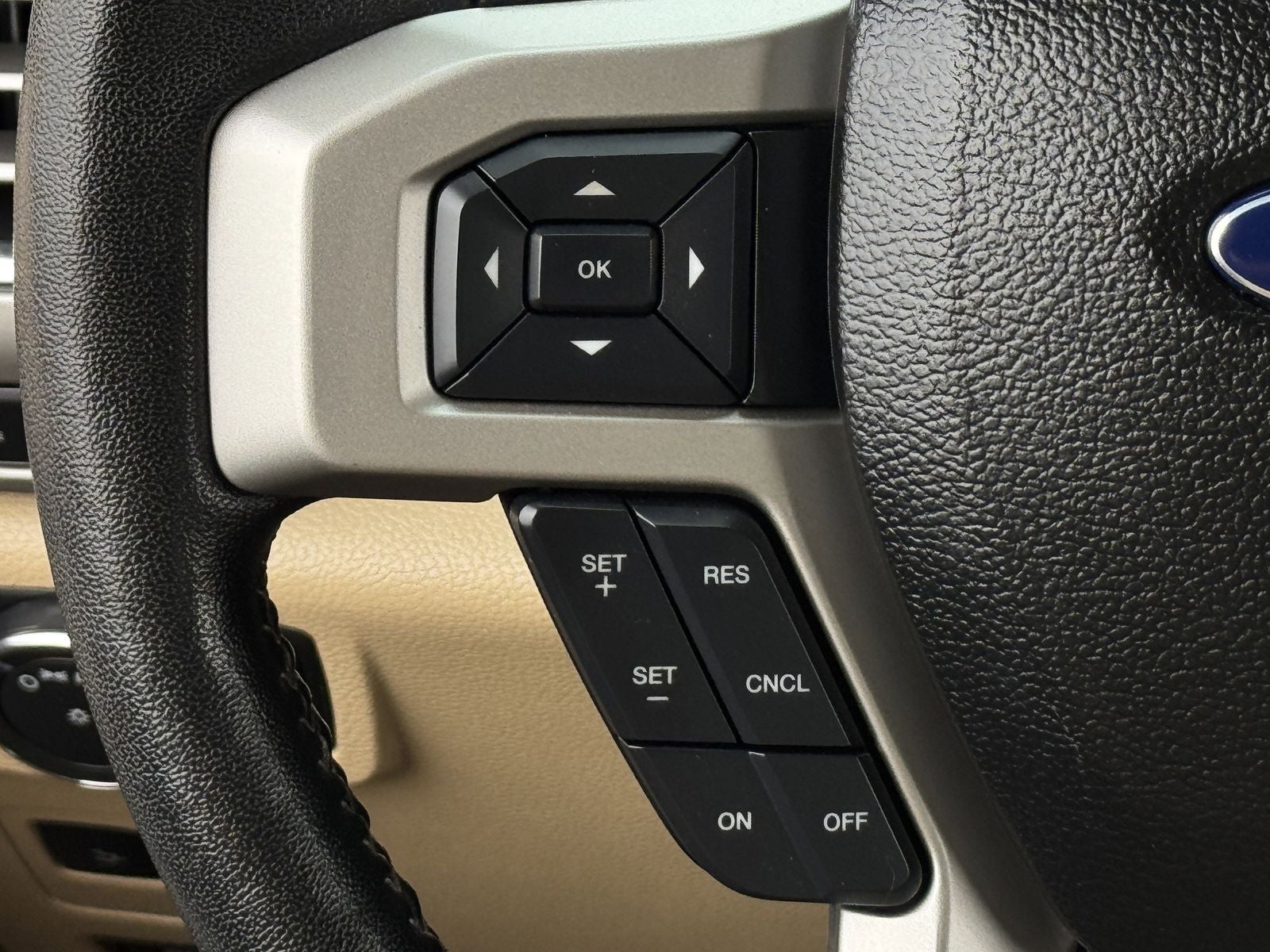 2017 Ford F-350SD Lariat