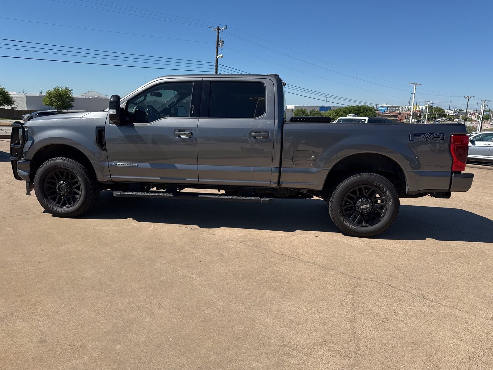 2022 Ford F-350SD Lariat