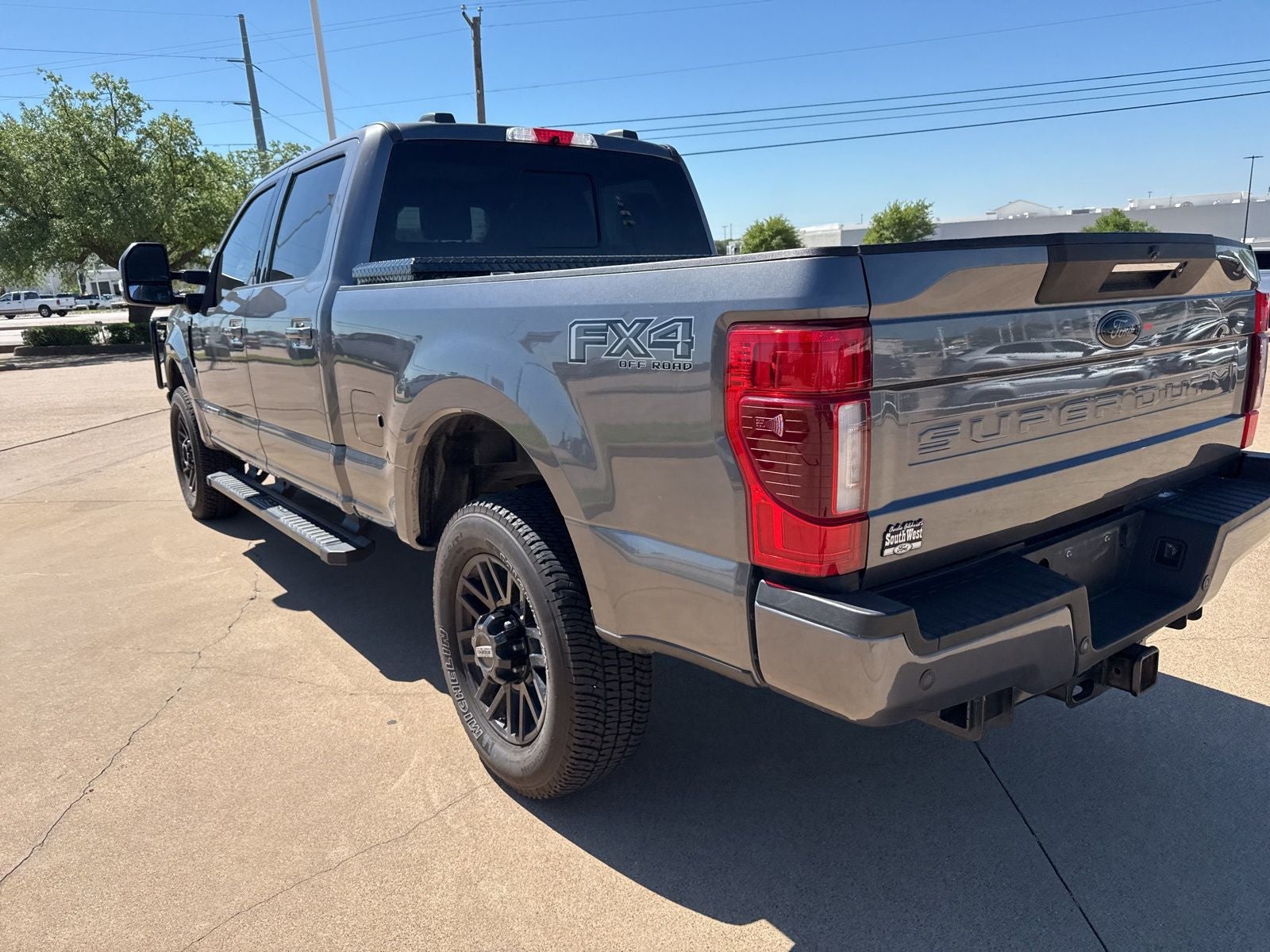 2022 Ford F-350SD Lariat