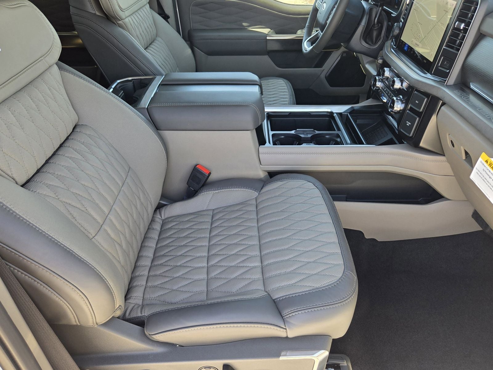 2026 Ford F-350SD Platinum Fleet