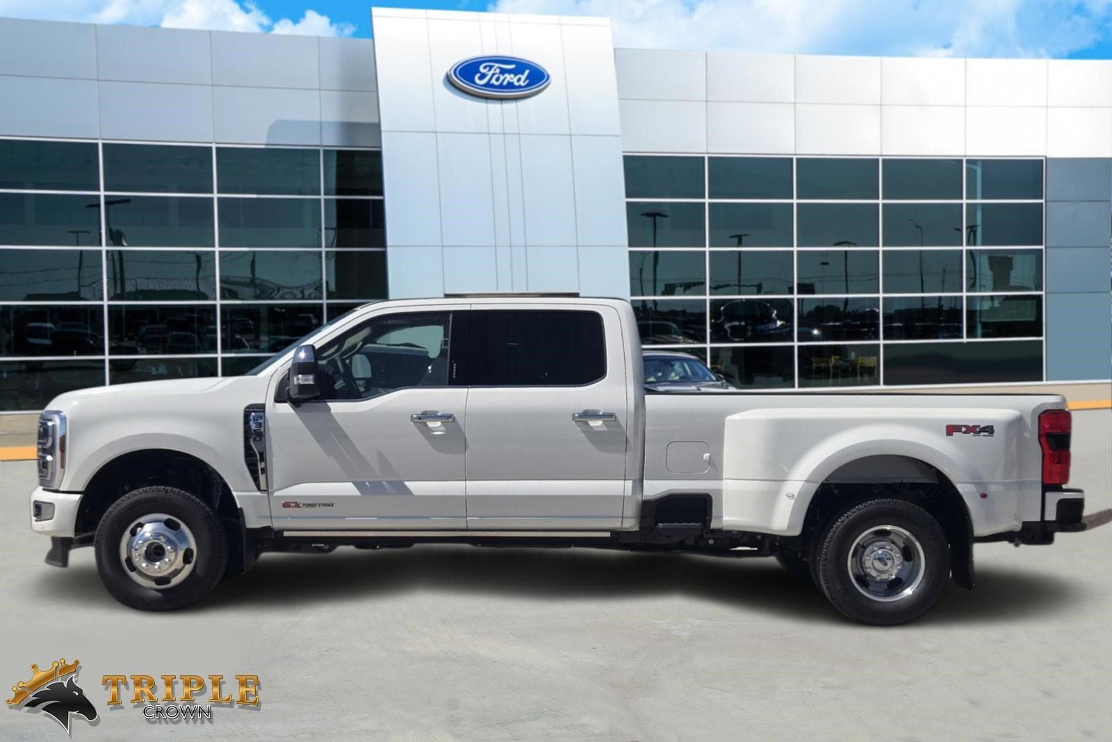 2026 Ford F-350SD Platinum Fleet