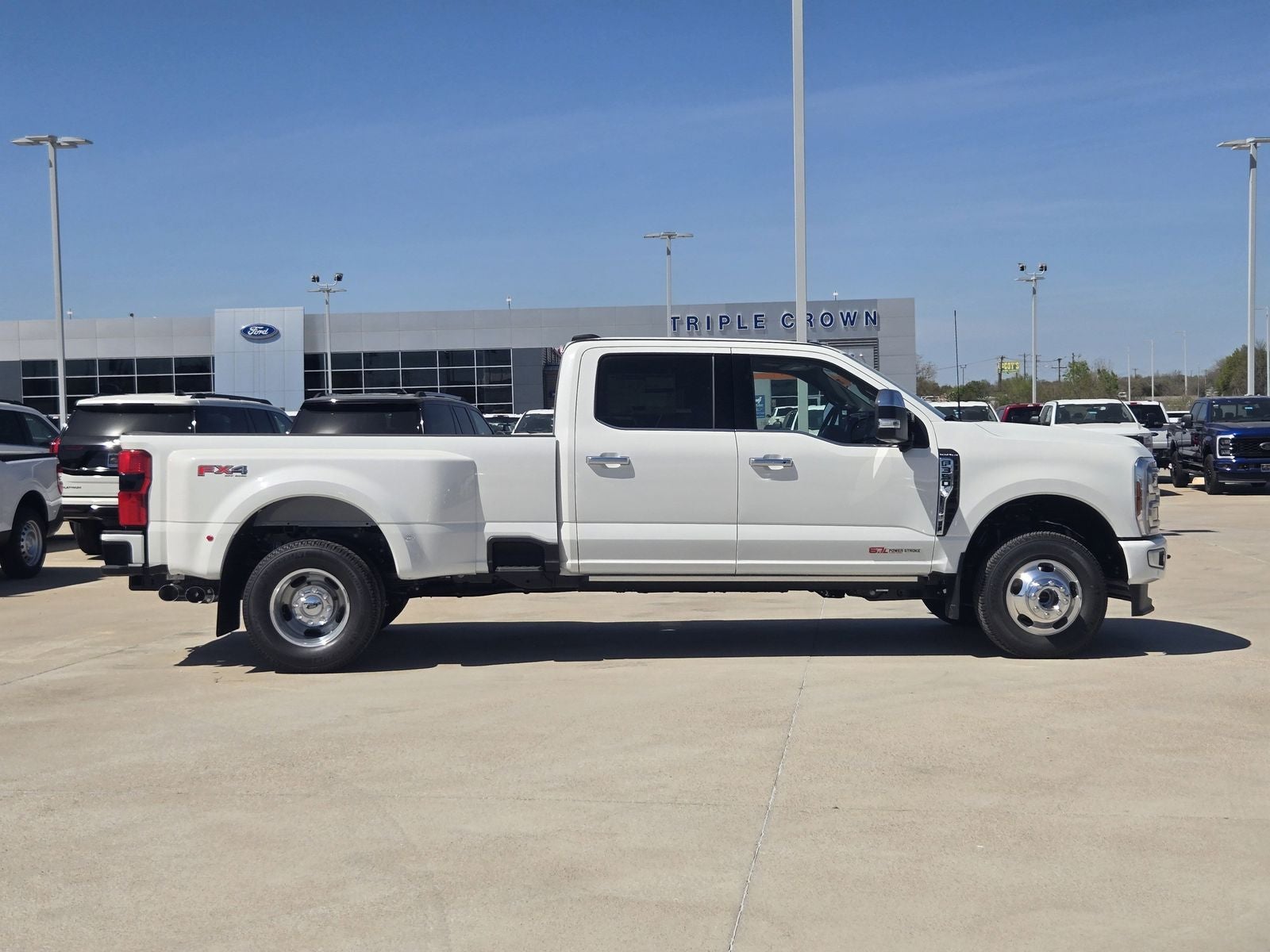 2026 Ford F-350SD Platinum Fleet