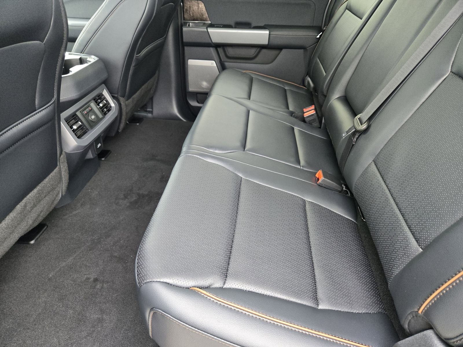 2026 Ford F-350SD DRW