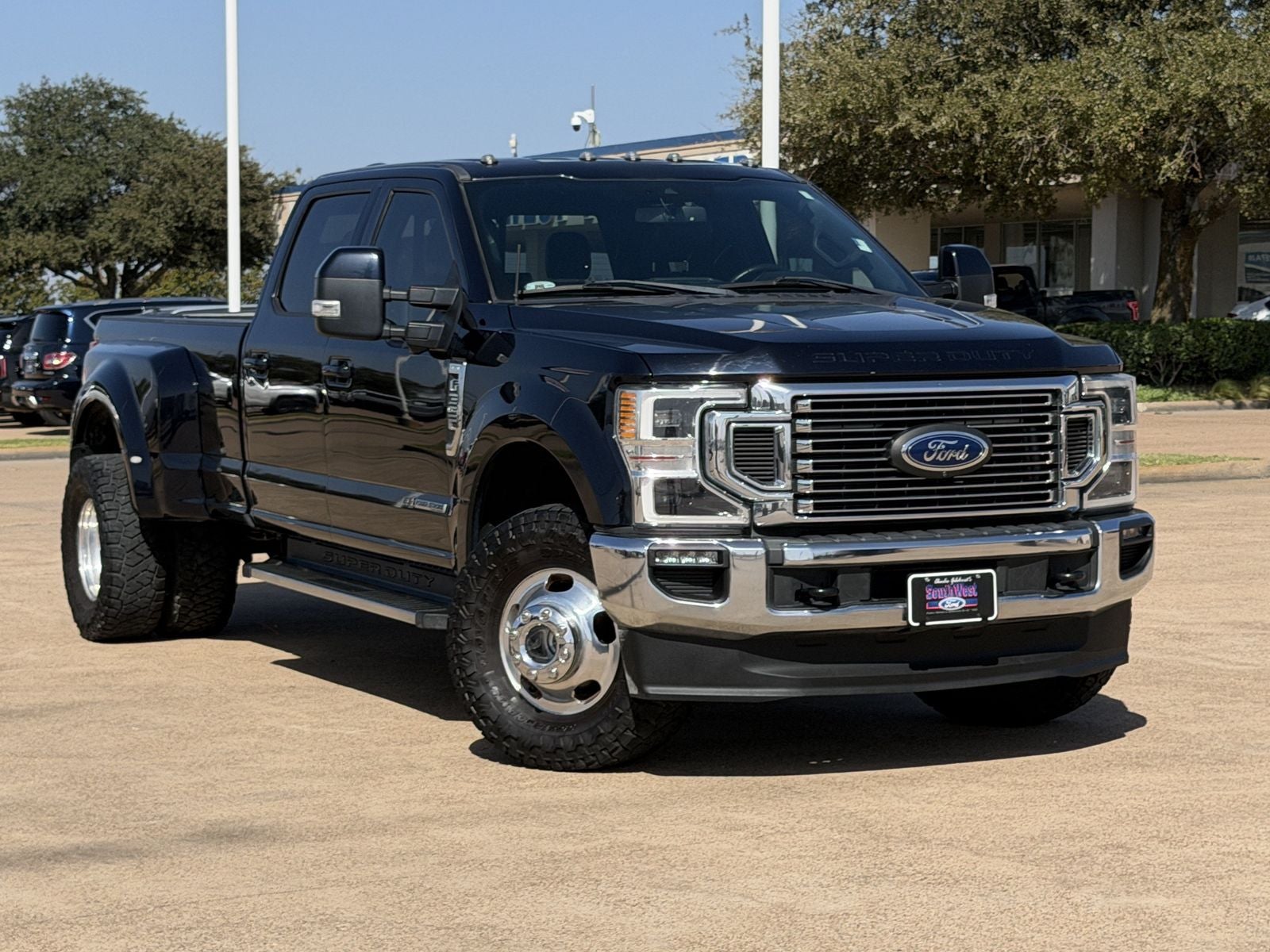 2022 Ford F-350SD Lariat DRW