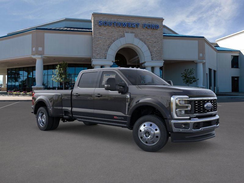 2026 Ford F-450SD Lariat Fleet