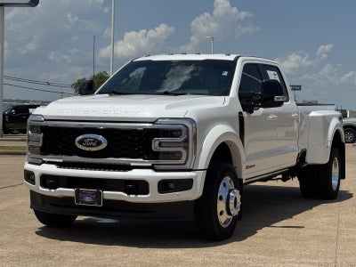 2025 Ford F-450SD Platinum DRW