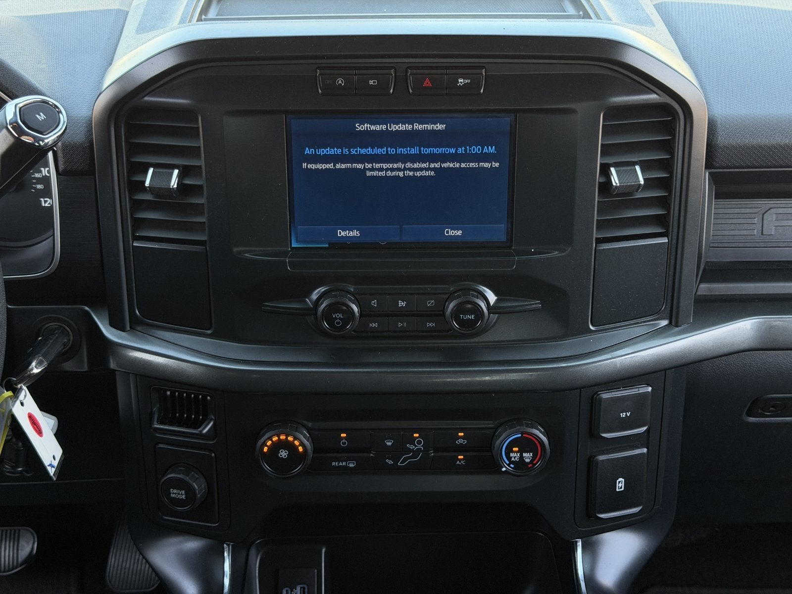 2022 Ford F-150 XL STX