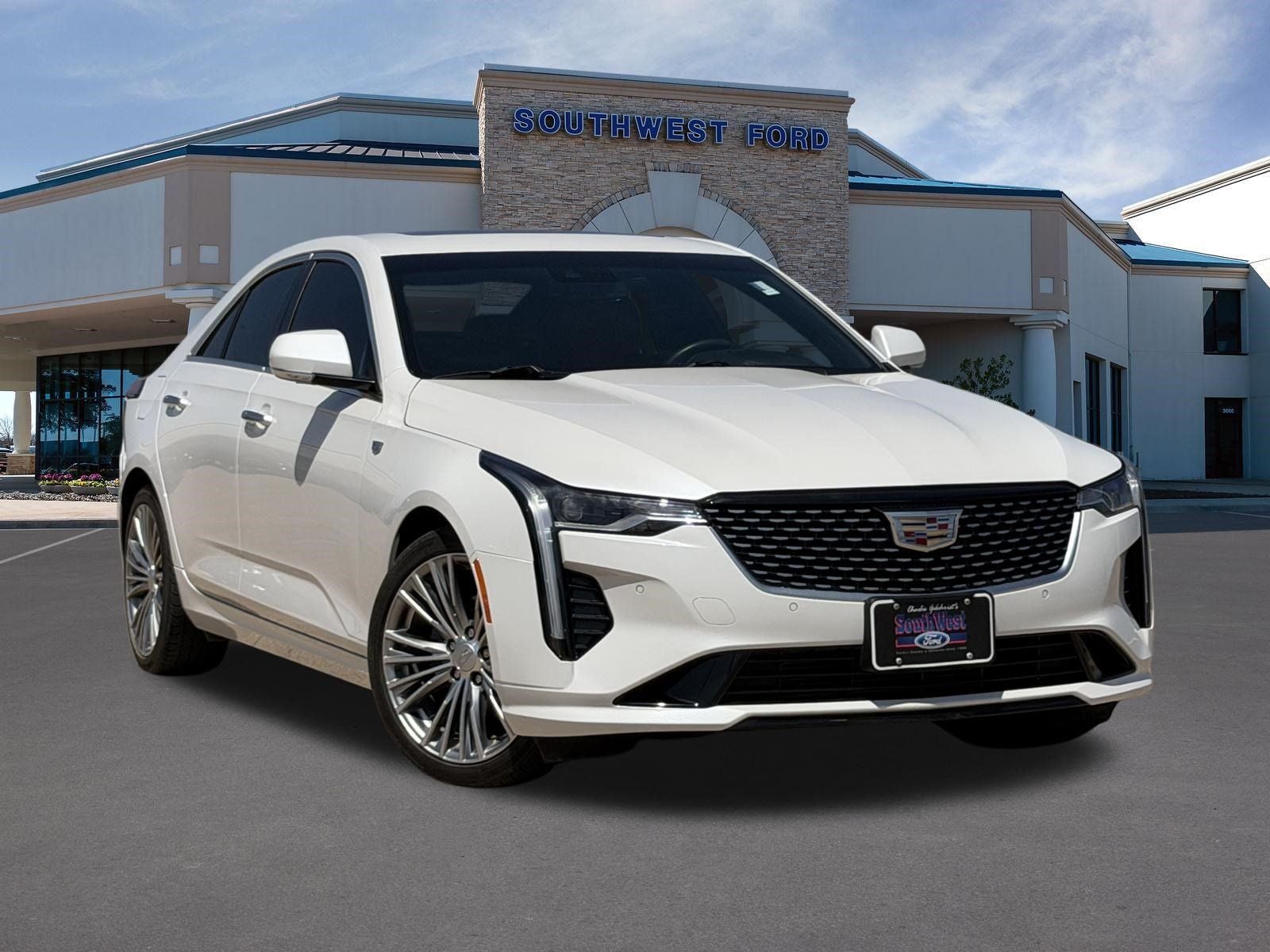 2024 Cadillac CT4