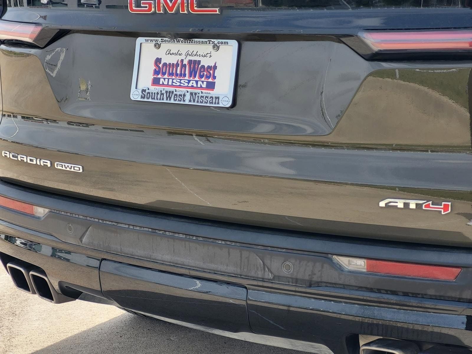 2024 GMC Acadia AT4