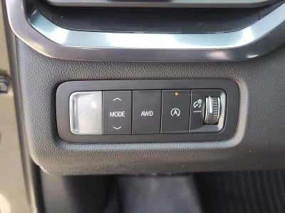 2024 GMC Acadia AT4