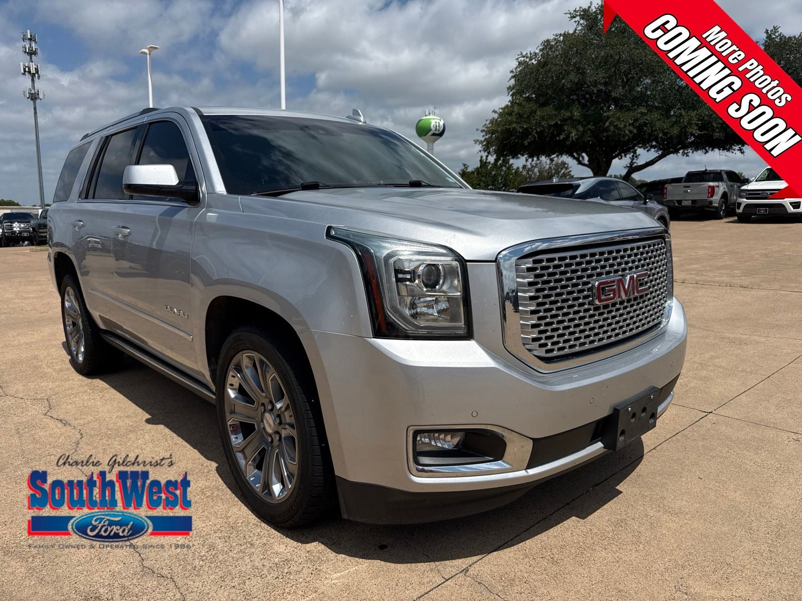 2016 GMC Yukon 2WD Denali's photo