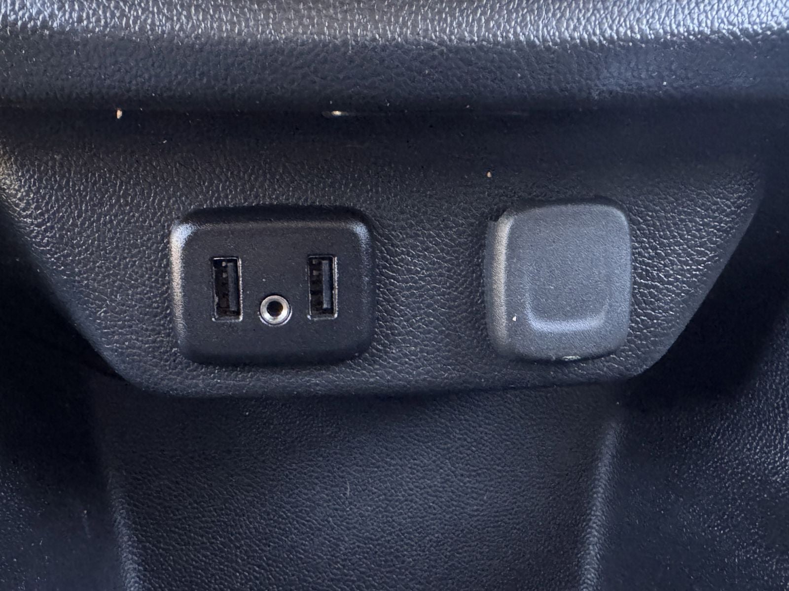 2019 Chevrolet Traverse LT Cloth w/1LT