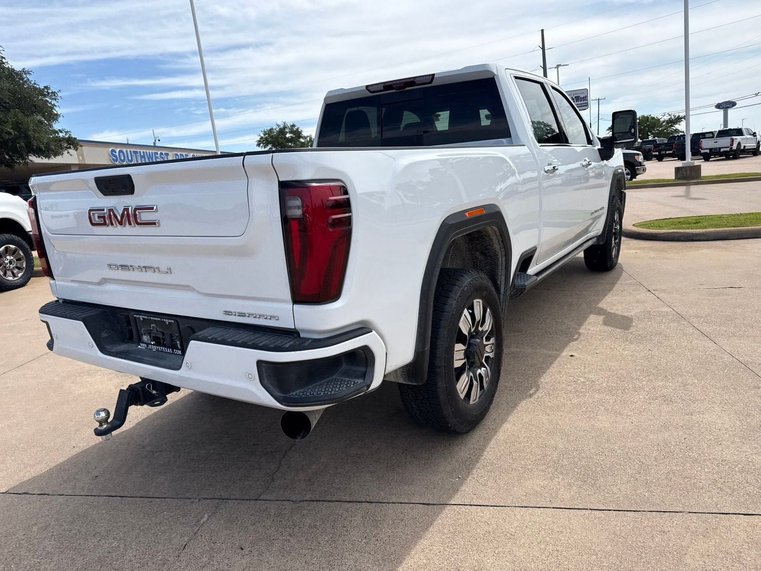 2025 GMC Sierra 2500HD Denali