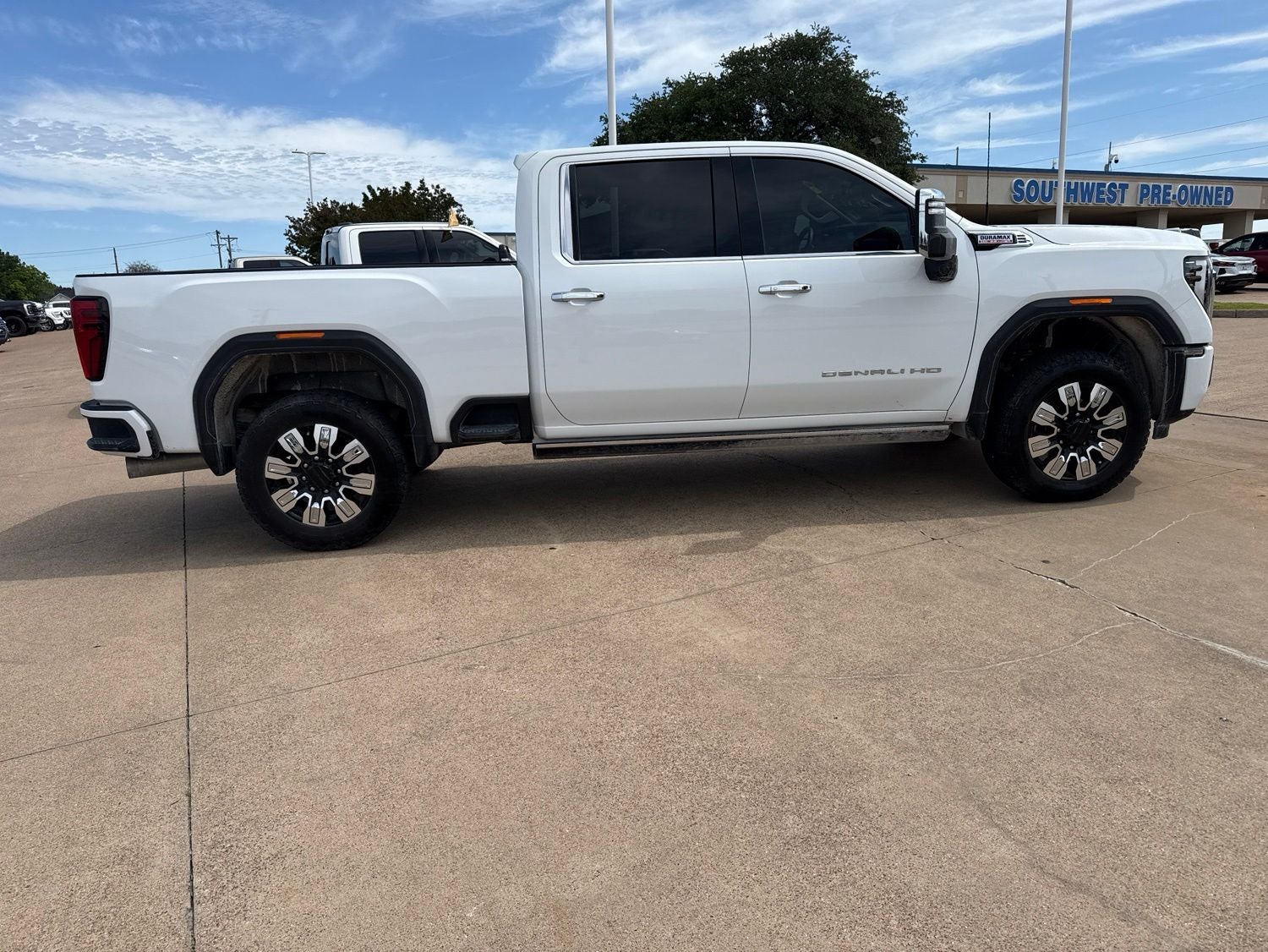 2025 GMC Sierra 2500HD Denali