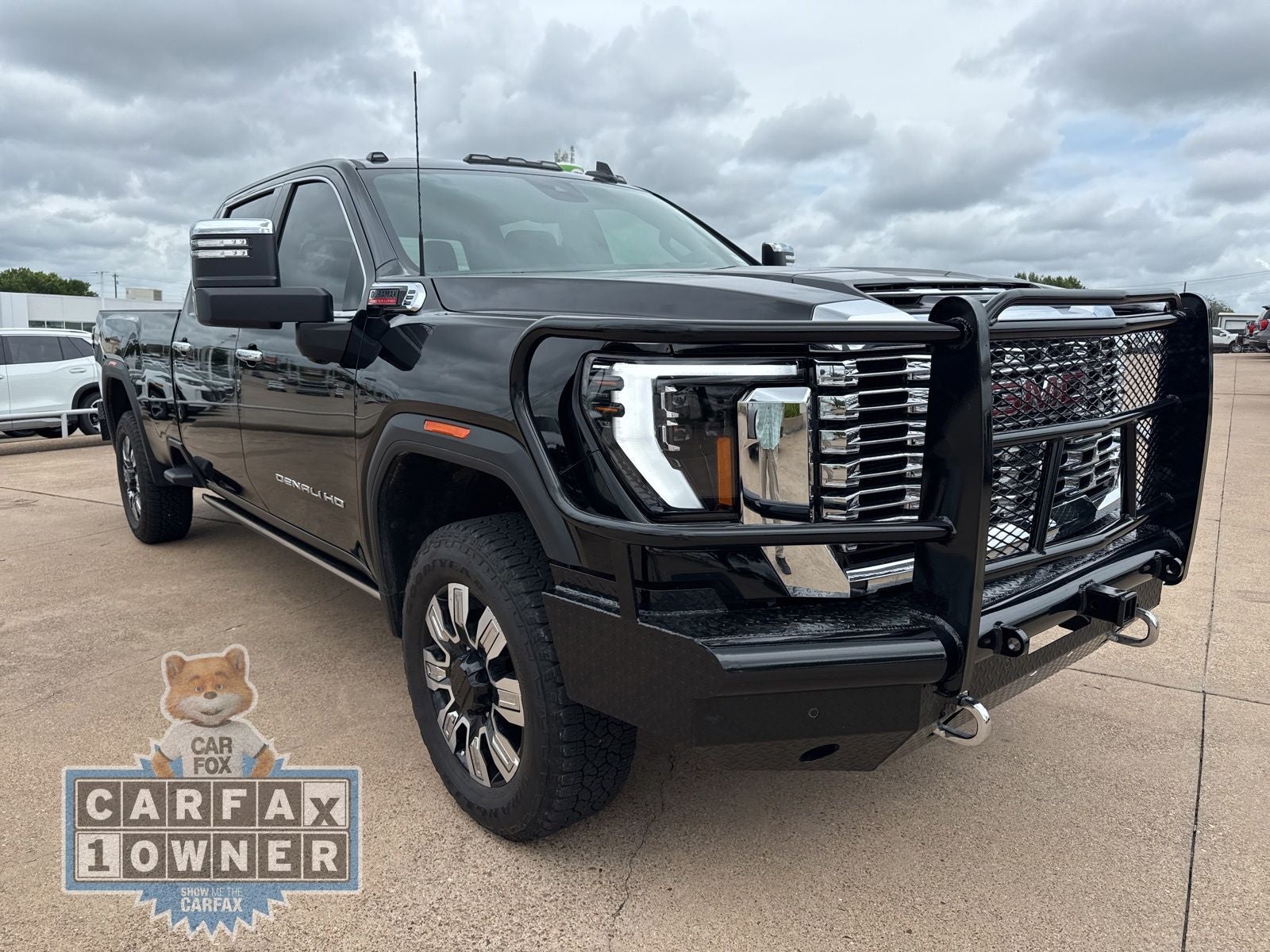 2025 GMC Sierra 4WD Crew Cab Standard Box Denali's photo