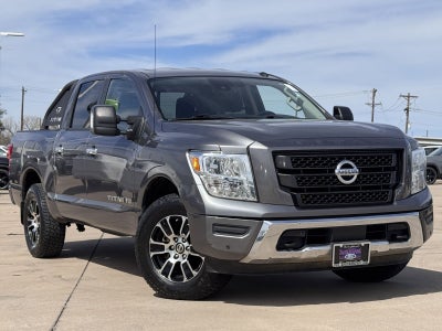 2020 Nissan Titan SV