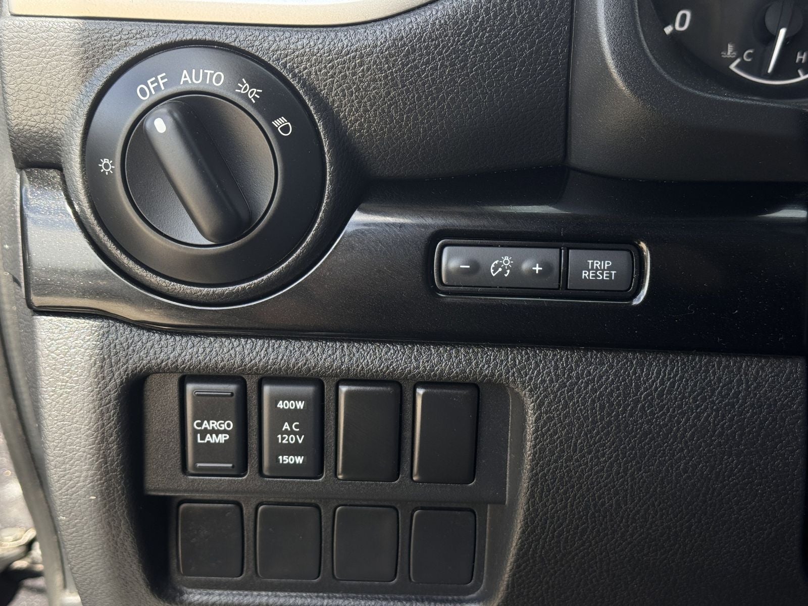 2020 Nissan Titan SV