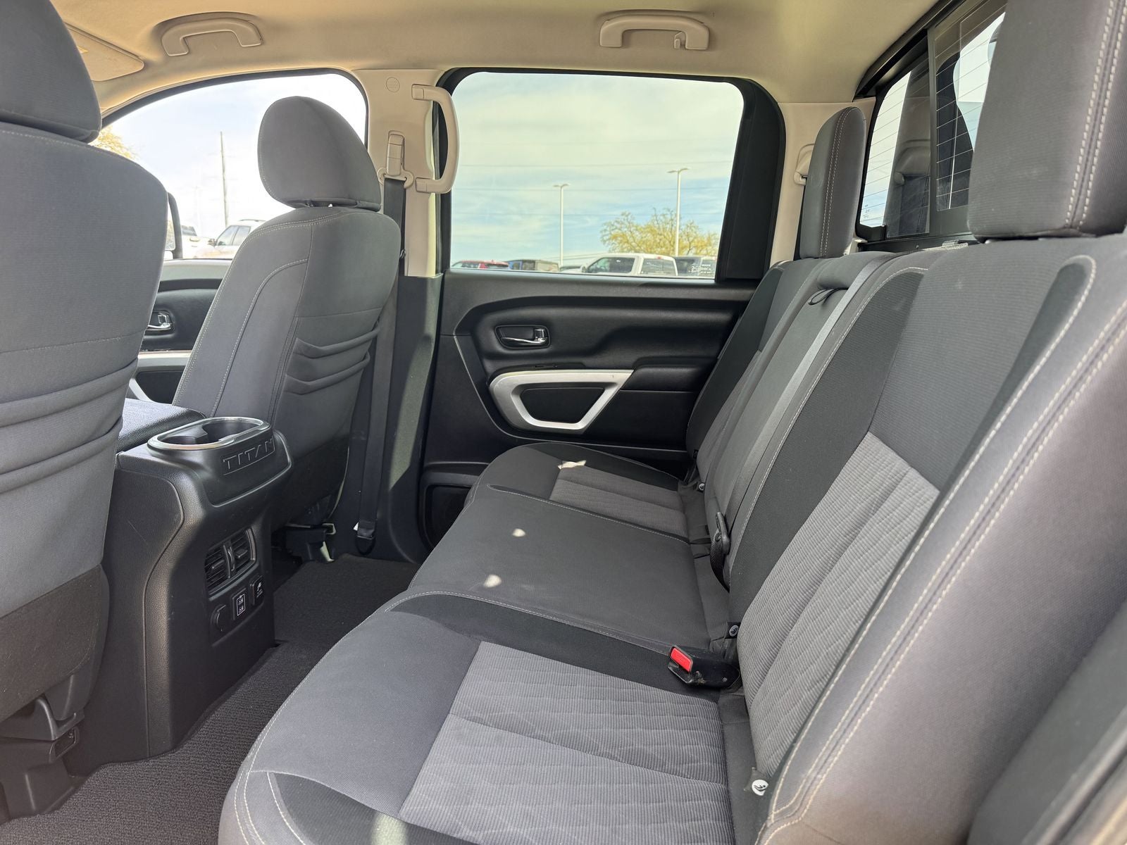 2020 Nissan Titan SV