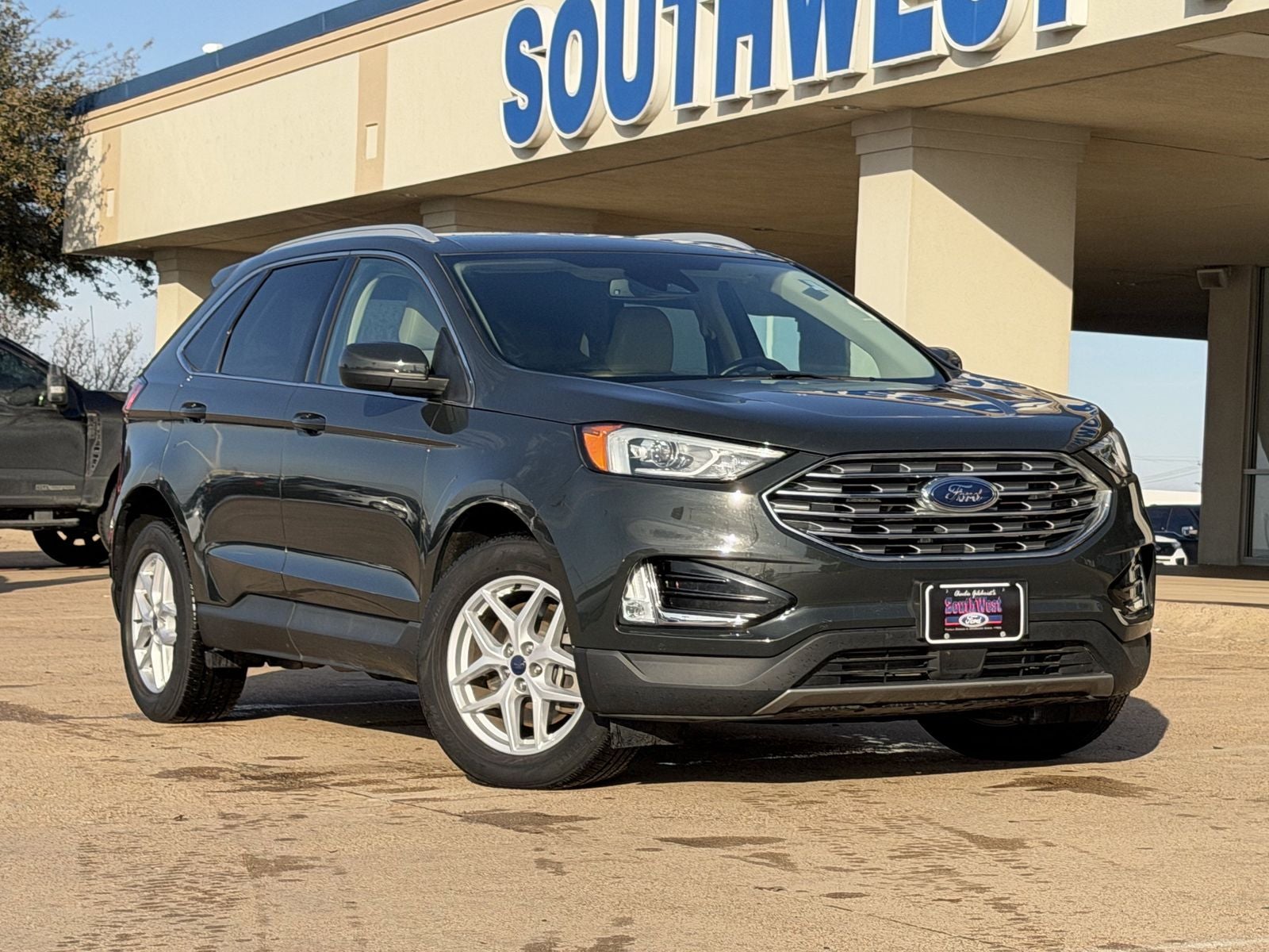 2022 Ford Edge SEL