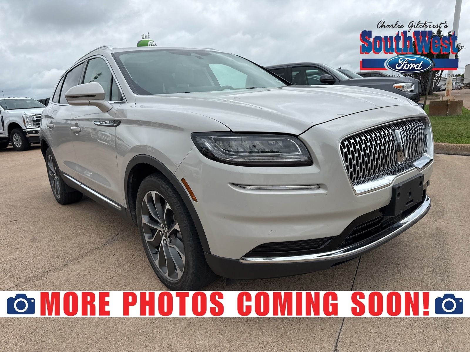 2023 Lincoln Nautilus Reserve AWD's photo