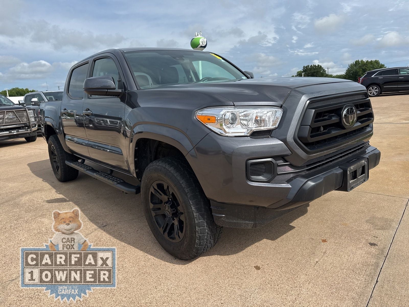 2022 Toyota Tacoma SR Double Cab 2WD 4-Cyl Auto Short Bed's photo