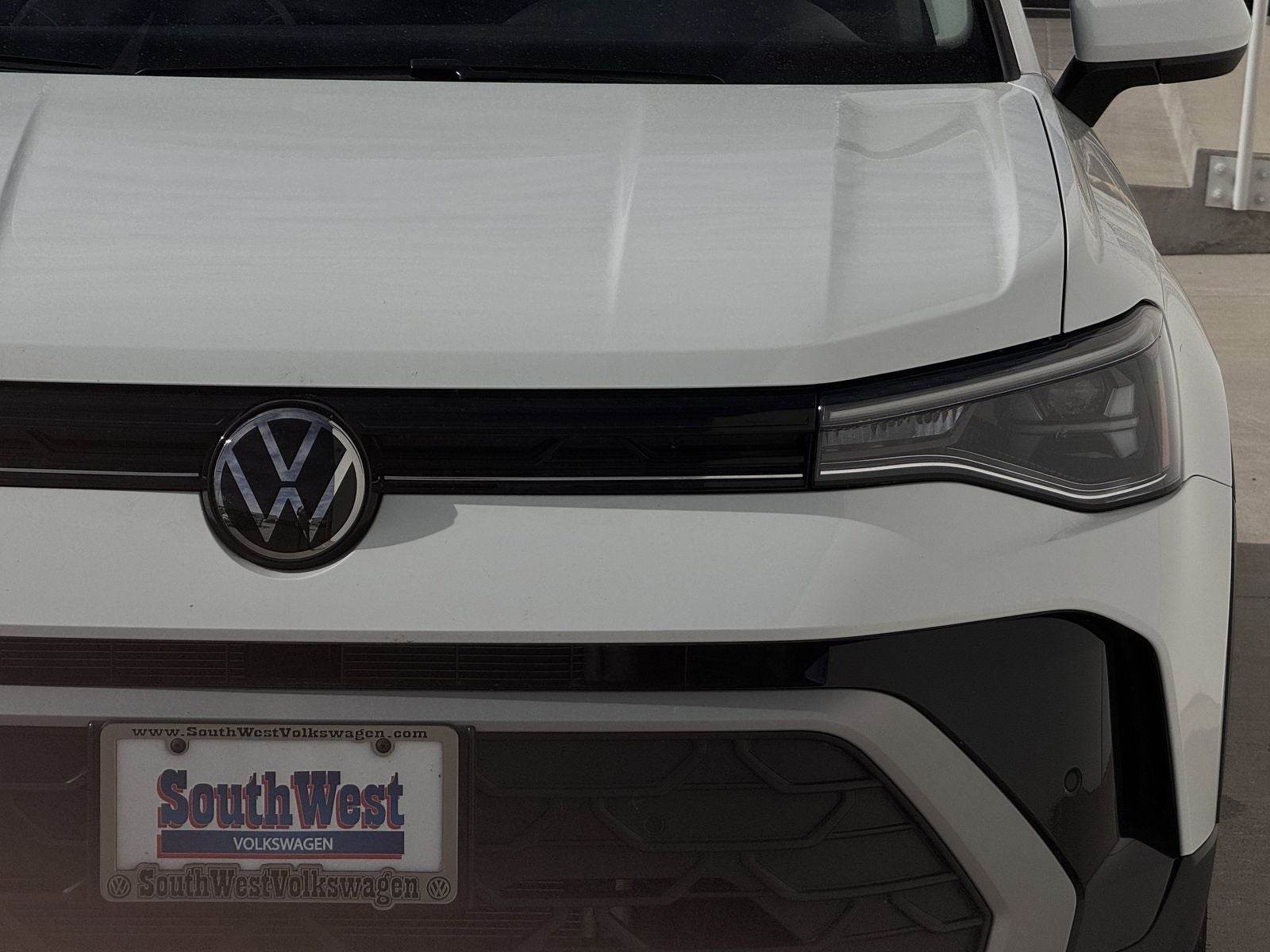 2025 Volkswagen Taos 1.5T SE