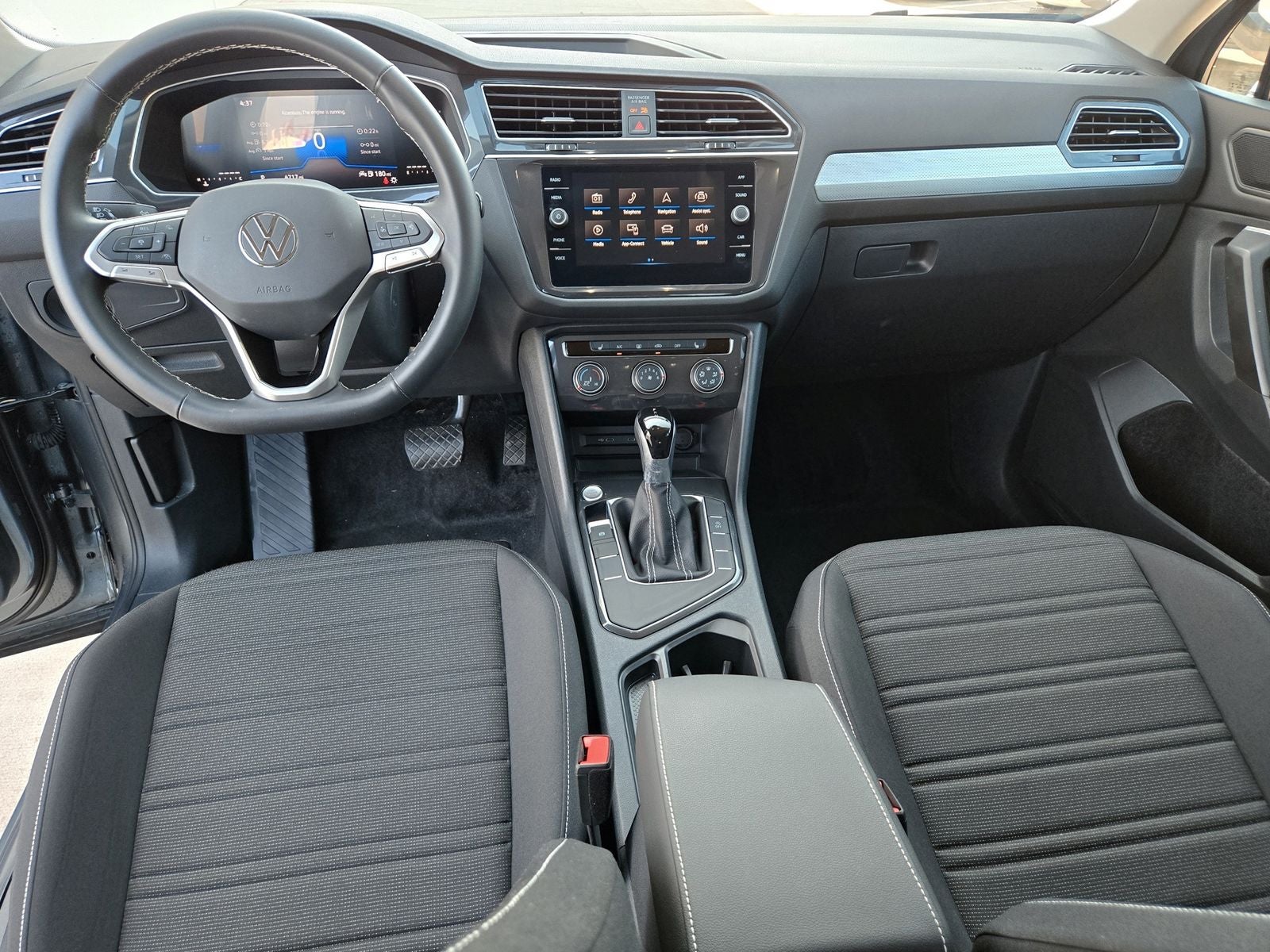 2024 Volkswagen Tiguan 2.0T S