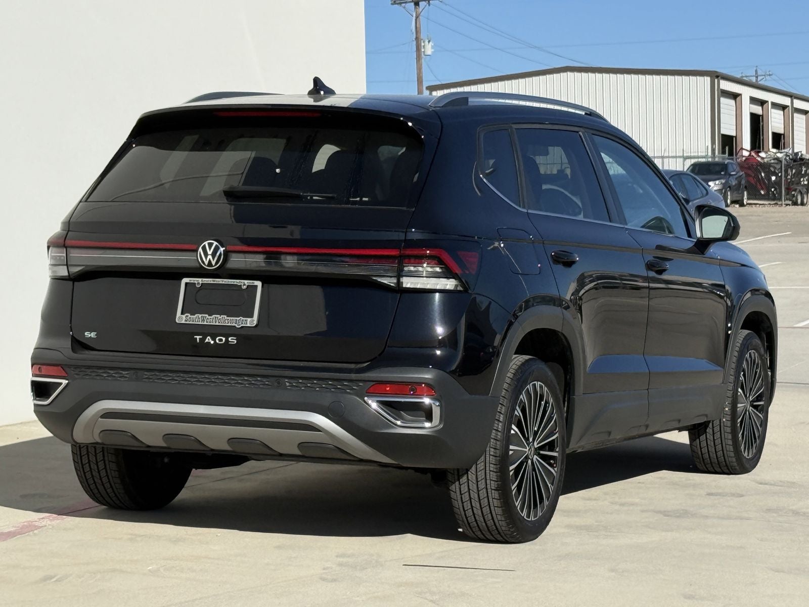 2025 Volkswagen Taos 1.5T SE