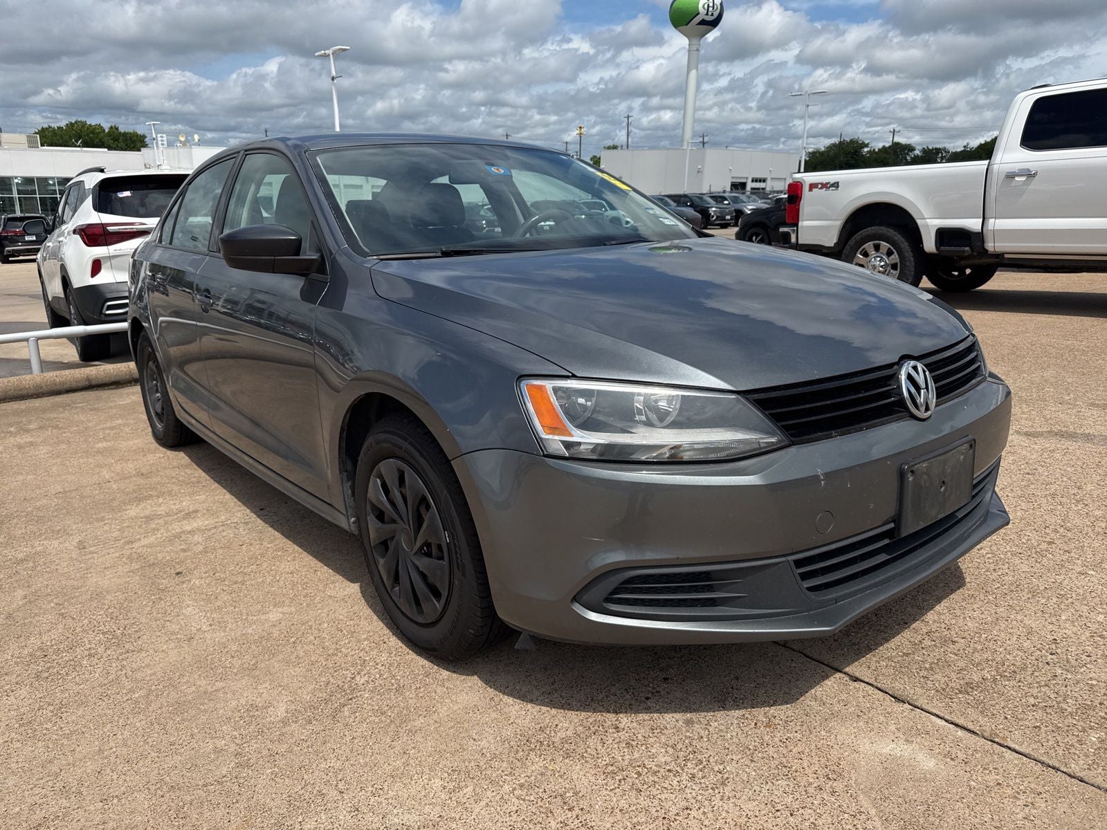 2014 Volkswagen Jetta 2.0L S Auto's photo