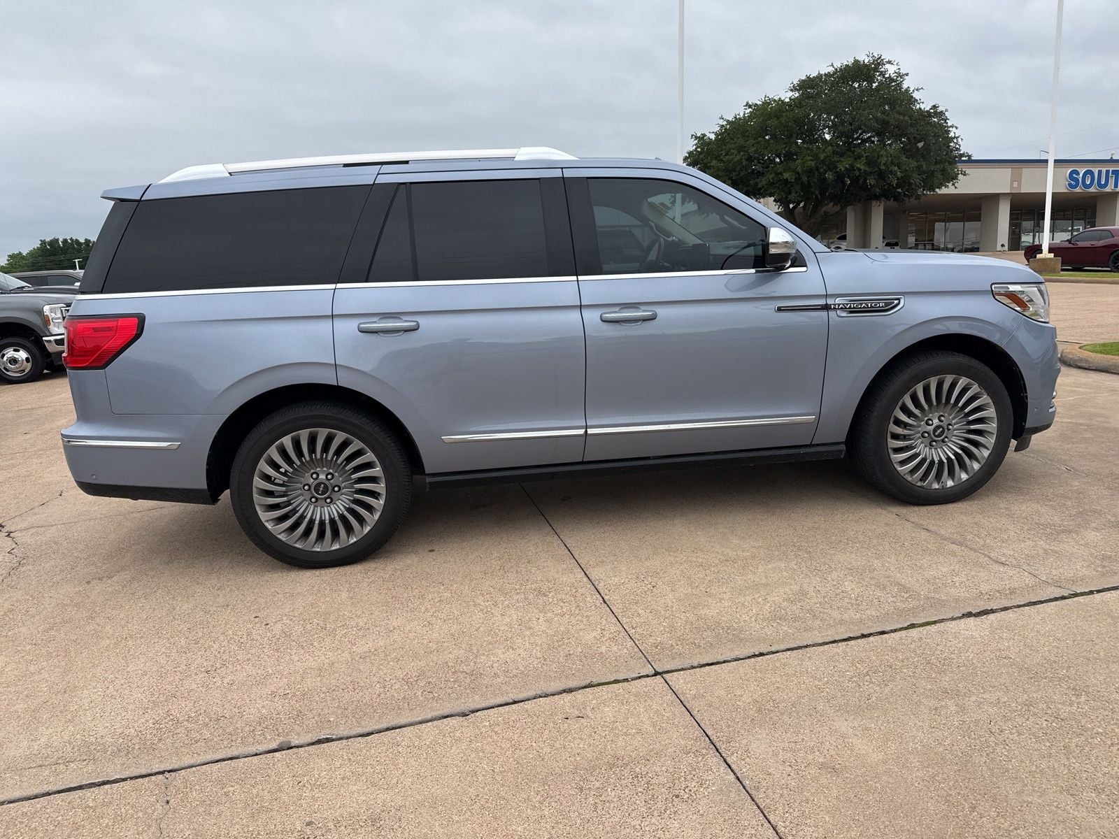 2020 Lincoln Navigator Black Label