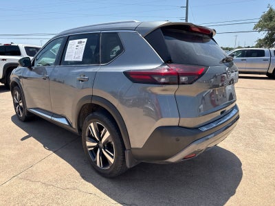 2022 Nissan Rogue SL
