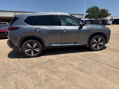 2022 Nissan Rogue SL