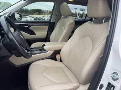 2021 Toyota Highlander Platinum