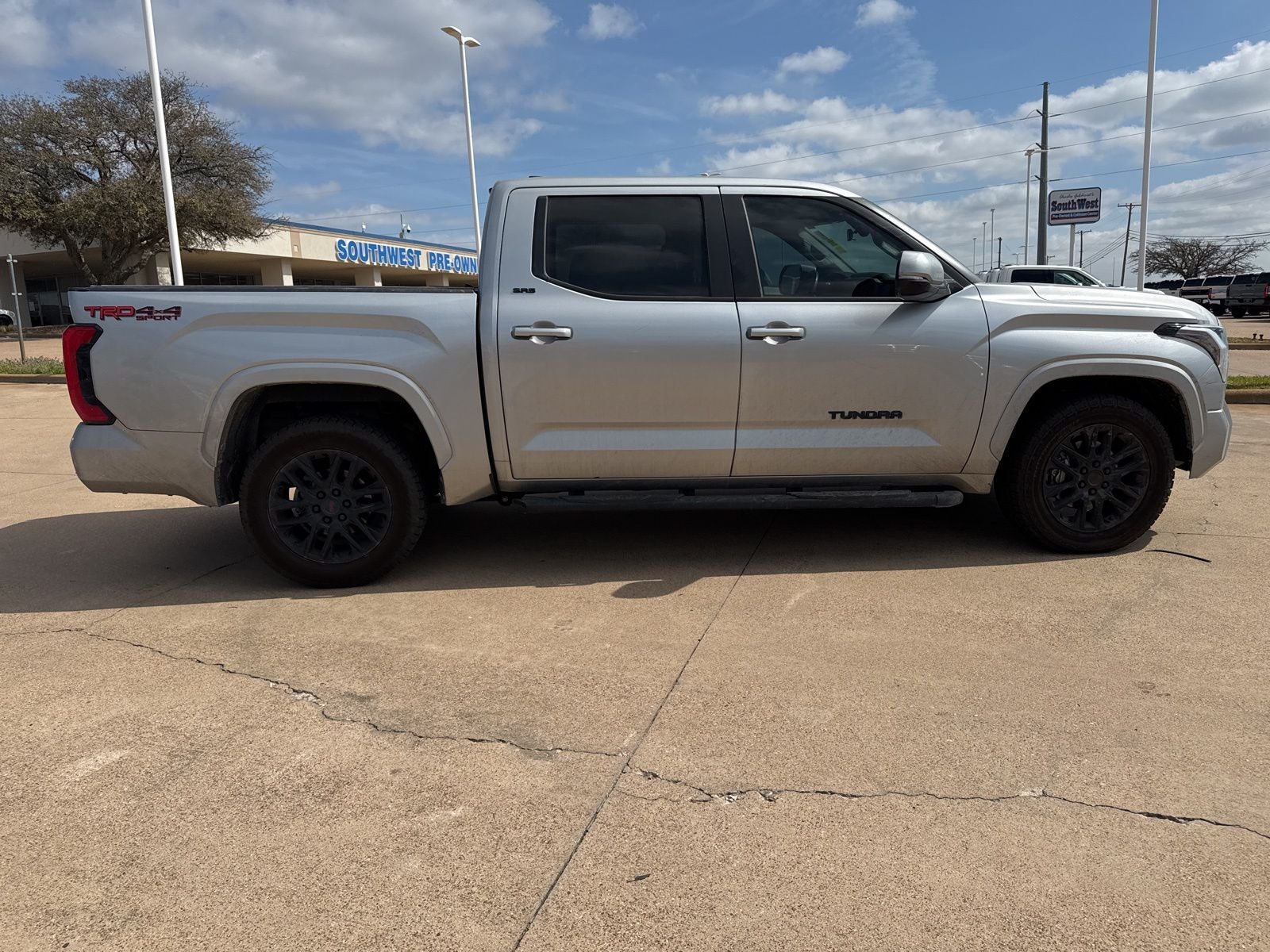 2024 Toyota Tundra SR5